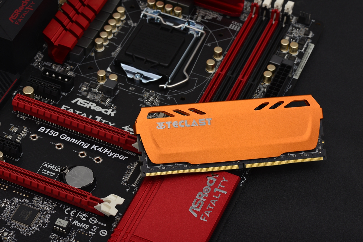 存储大厂刚出内存就发福利，2400就能超3200