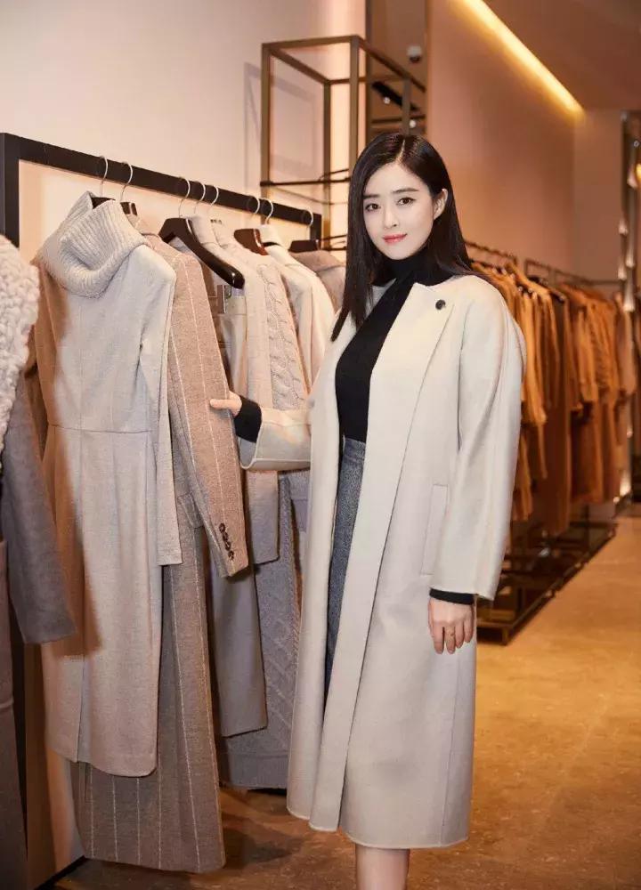 英国公主大衣,英国公主穿搭大衣