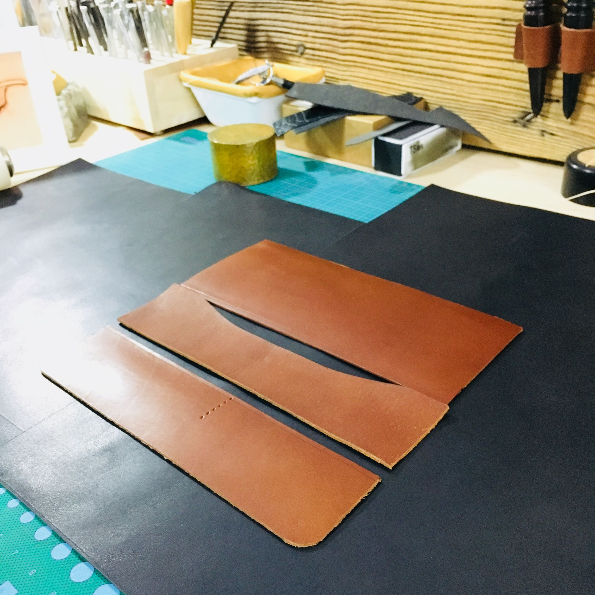 braunbuffel鳄鱼皮男士钱包,hermes爱马仕男士鳄鱼皮钱包