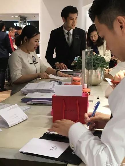 你可以穷但是不要廉价,你可以穷但千万别廉价