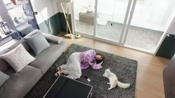 9分韩剧《今生是第一次》，看面瘫男主如何变身醋王！