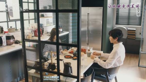 9分韩剧《今生是第一次》，看面瘫男主如何变身醋王！