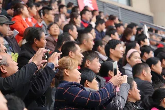 临泉乐翻天,临泉体育场球赛直播