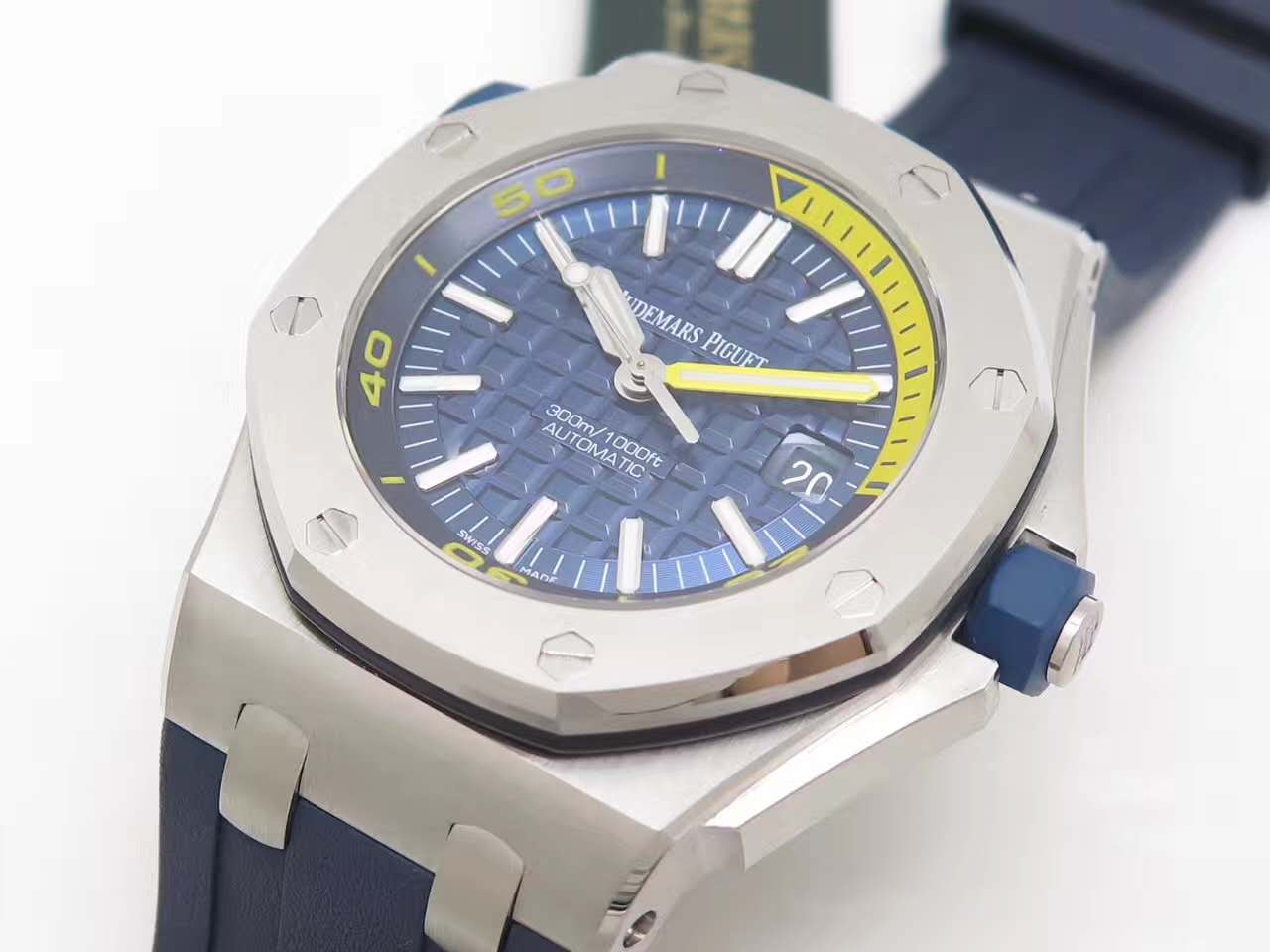 爱彼皇家橡树离岸型15710黑盘,jf厂爱彼皇家橡树15703手表