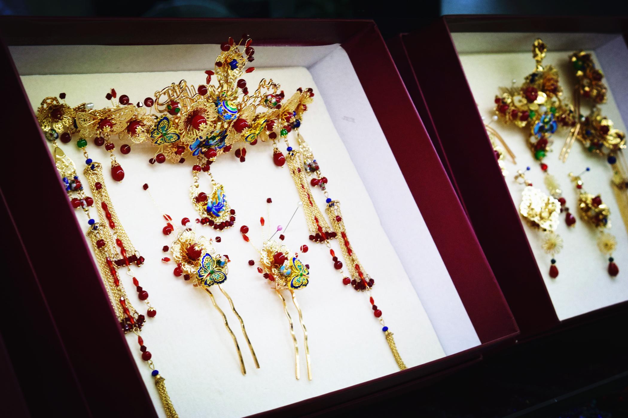 海珠｜遭遇电商冲击，婚纱街使出这些招数抓住客户