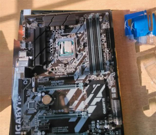 装电脑时候各种线怎么装,自己装电脑怎么插线