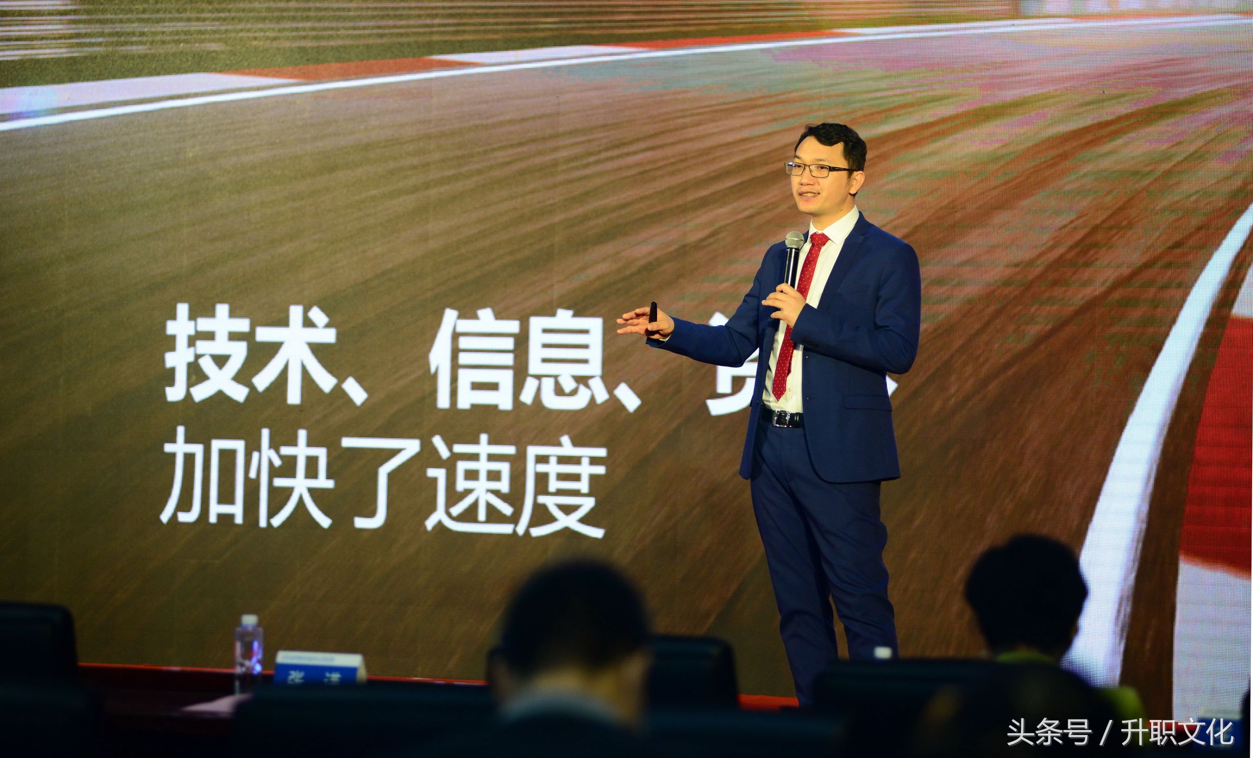 深圳中高端人才市场招聘会,2018深圳人才招聘会时间表