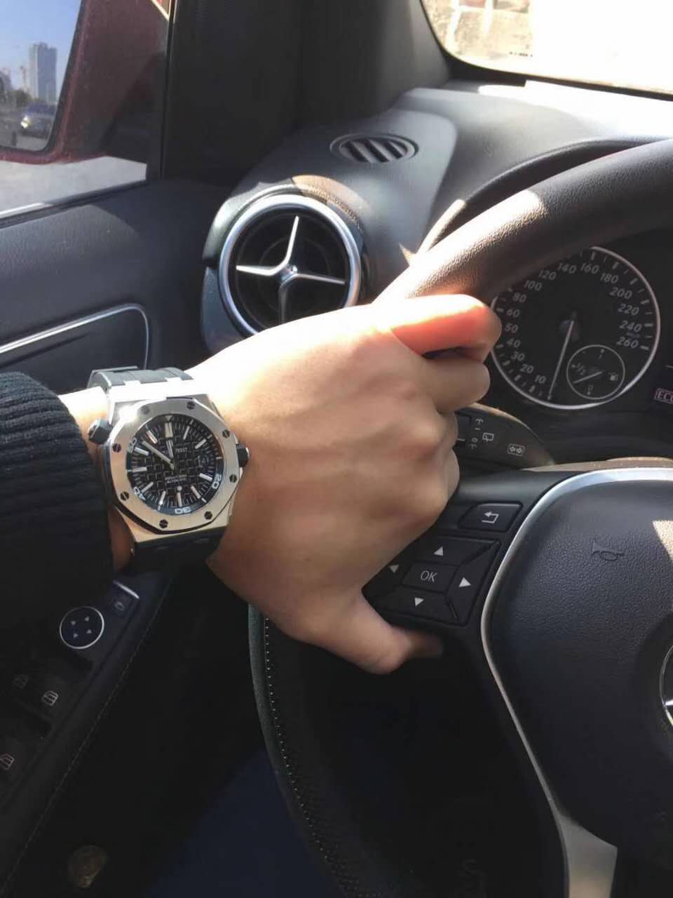 爱彼皇家橡树离岸型15710黑盘,jf厂爱彼皇家橡树15703手表