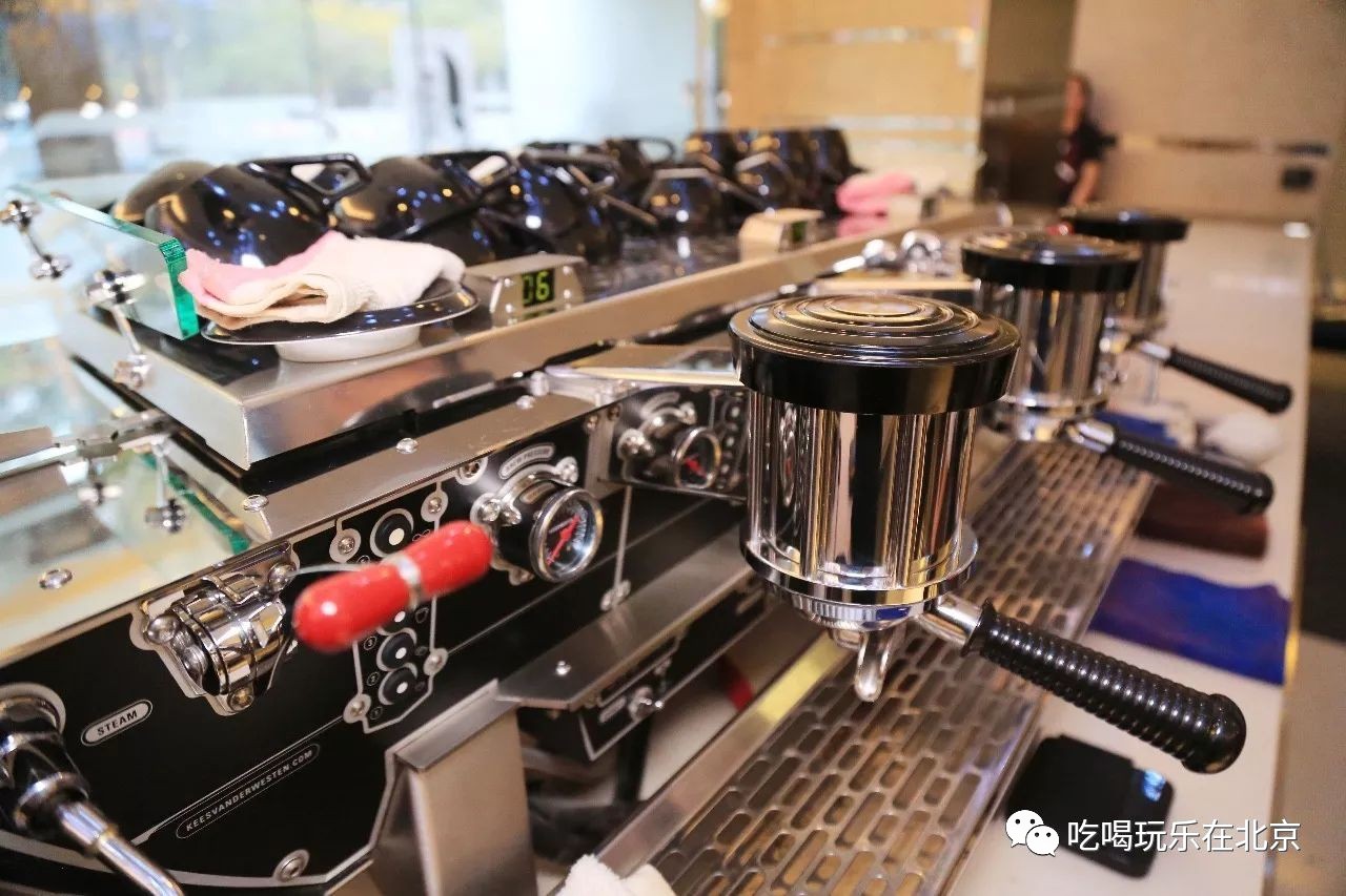 在全北京*博兰**基尼最多的地方，开了家咖啡界的巴黎世家