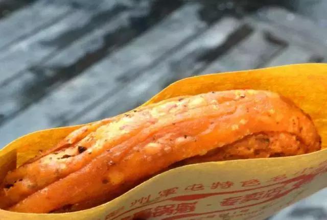 重庆让人着迷的城市,重庆一个充满火锅味的城市