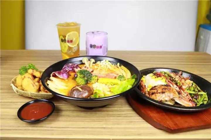 为何麻辣烫可以成为我国第一快餐,揭秘餐饮界的内幕麻辣烫