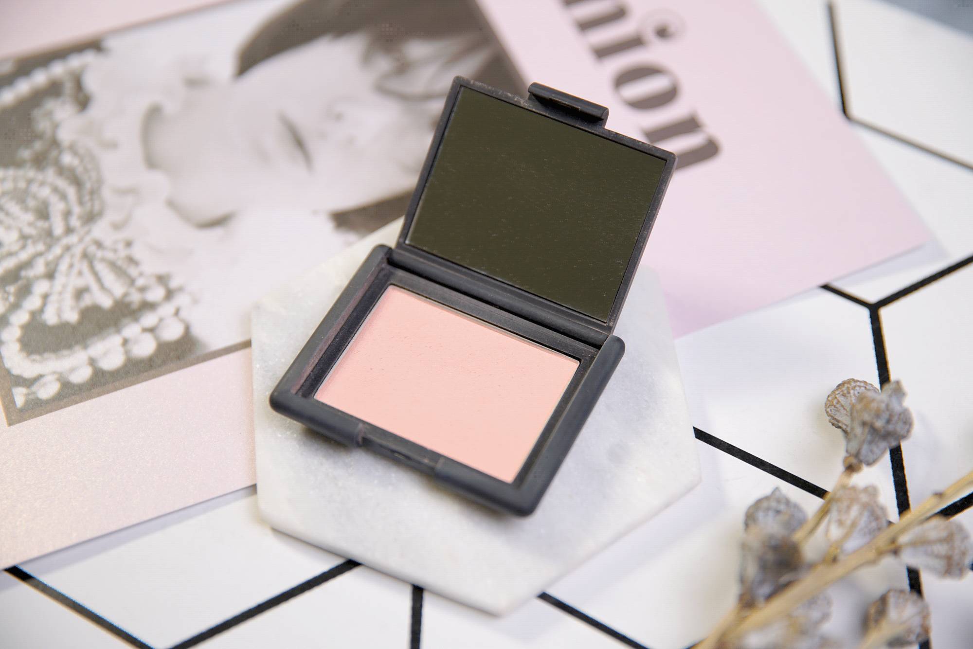 有点小贵但很好用的护肤彩妆,必入手的大牌护肤品彩妆