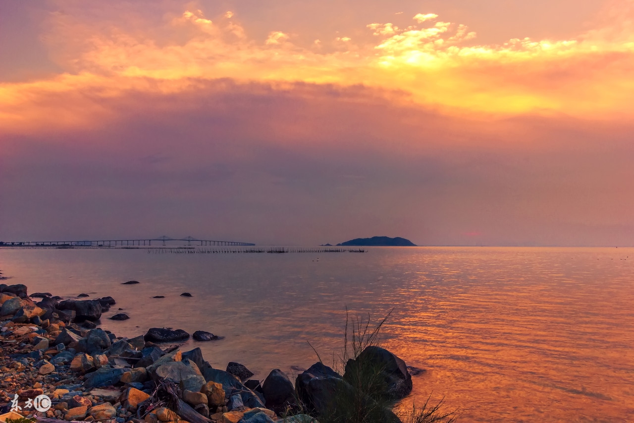 广东峡谷旅游景点,广东的大峡谷旅游景点