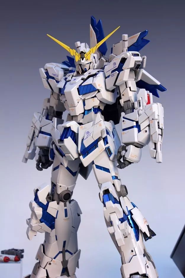 沉浸式拼装完美蓝色独角兽高达,独角兽高达拼装模型推荐学生党