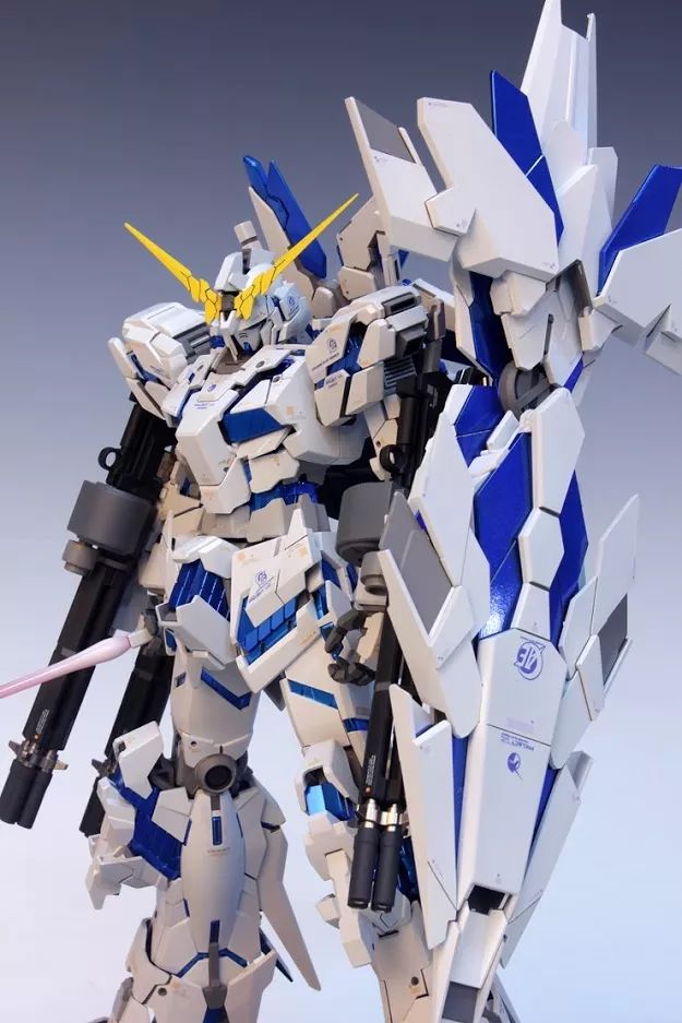 沉浸式拼装完美蓝色独角兽高达,独角兽高达拼装模型推荐学生党