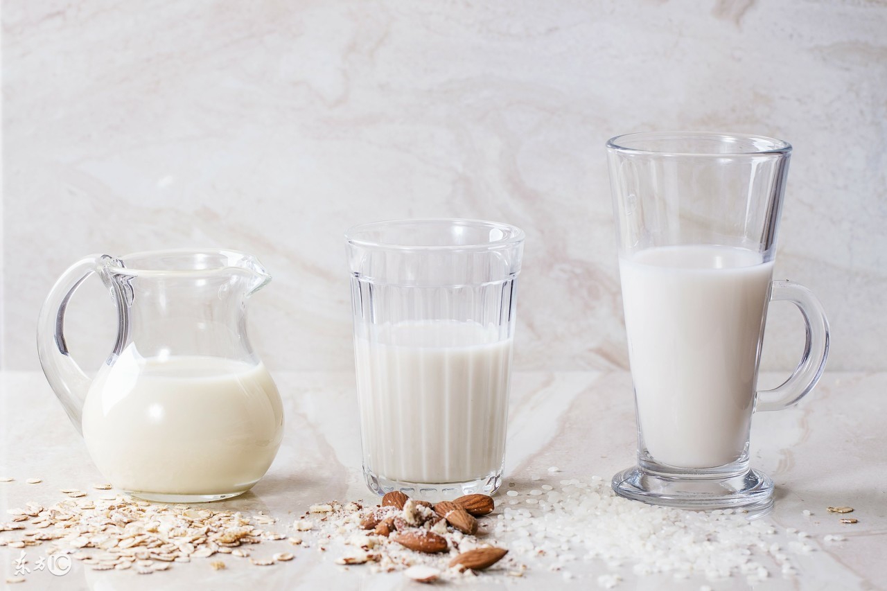 老年人能用豆浆代替牛奶吗,老年人喝豆浆牛奶奶粉哪个最好