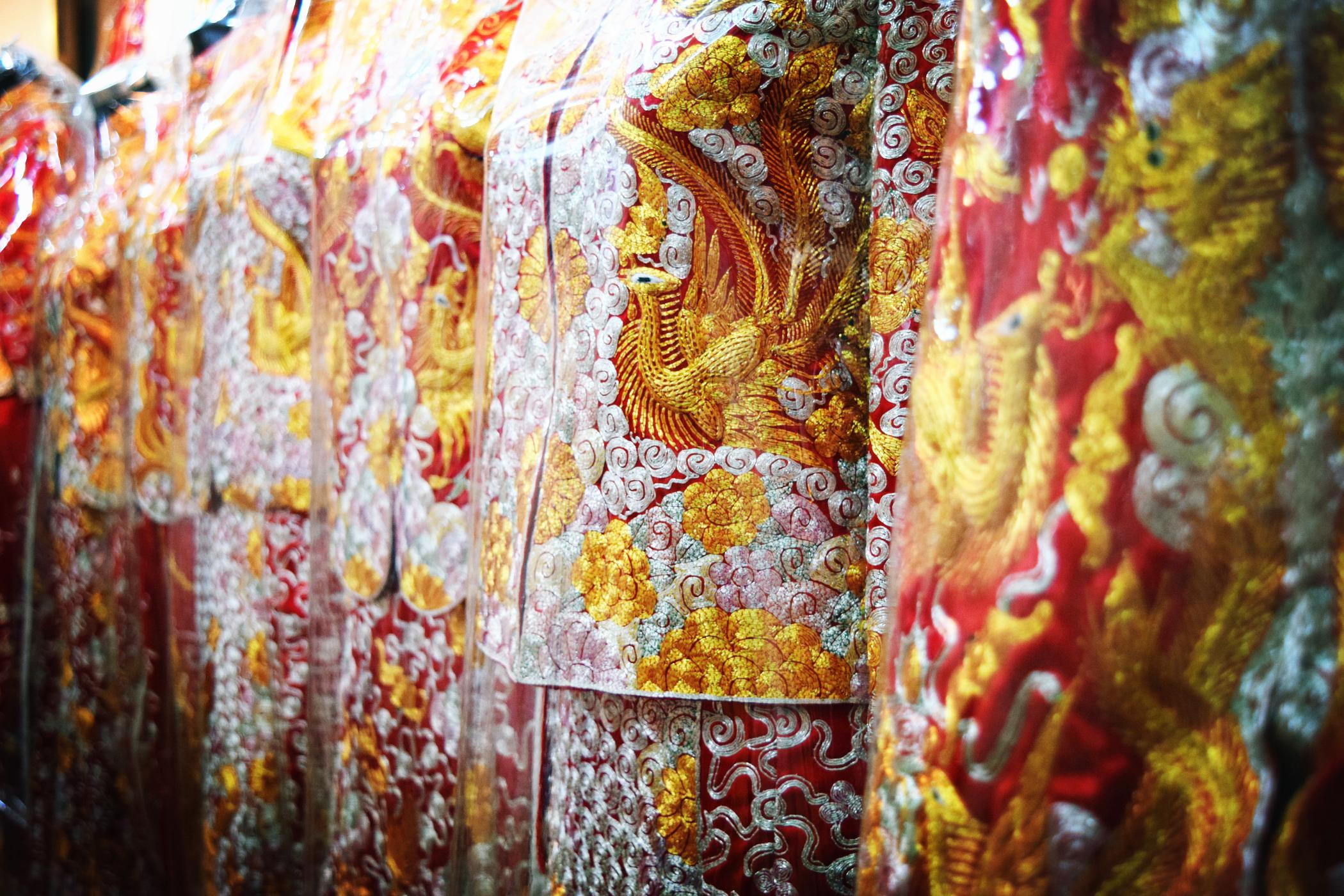 海珠｜遭遇电商冲击，婚纱街使出这些招数抓住客户