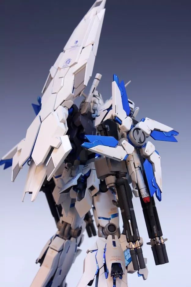 沉浸式拼装完美蓝色独角兽高达,独角兽高达拼装模型推荐学生党