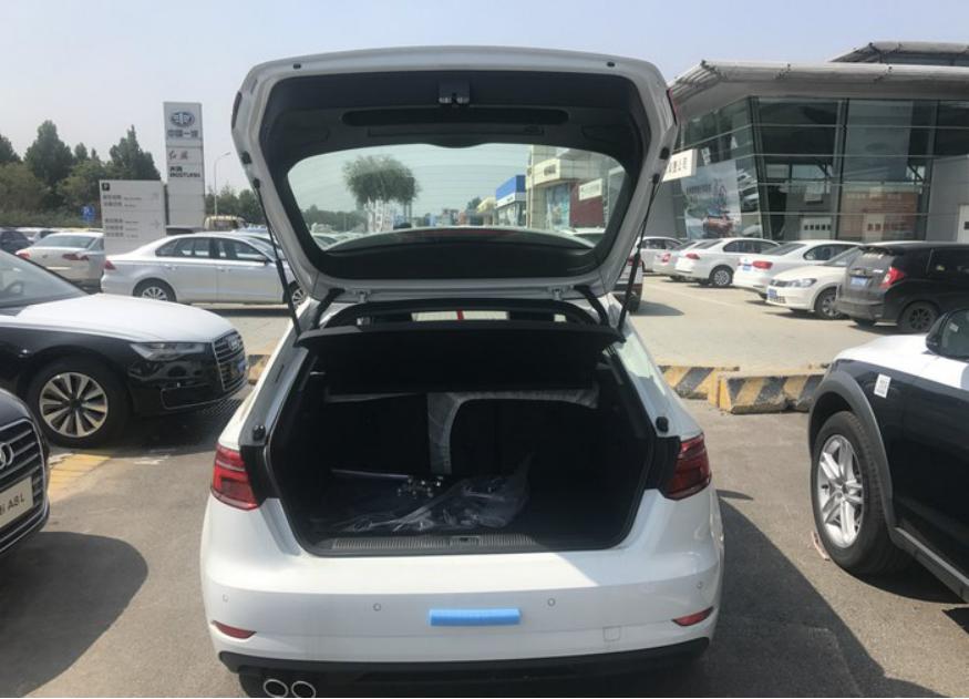 汽车2018款奥迪a3测评静态篇,奥迪a3两厢进取型和时尚型的区别