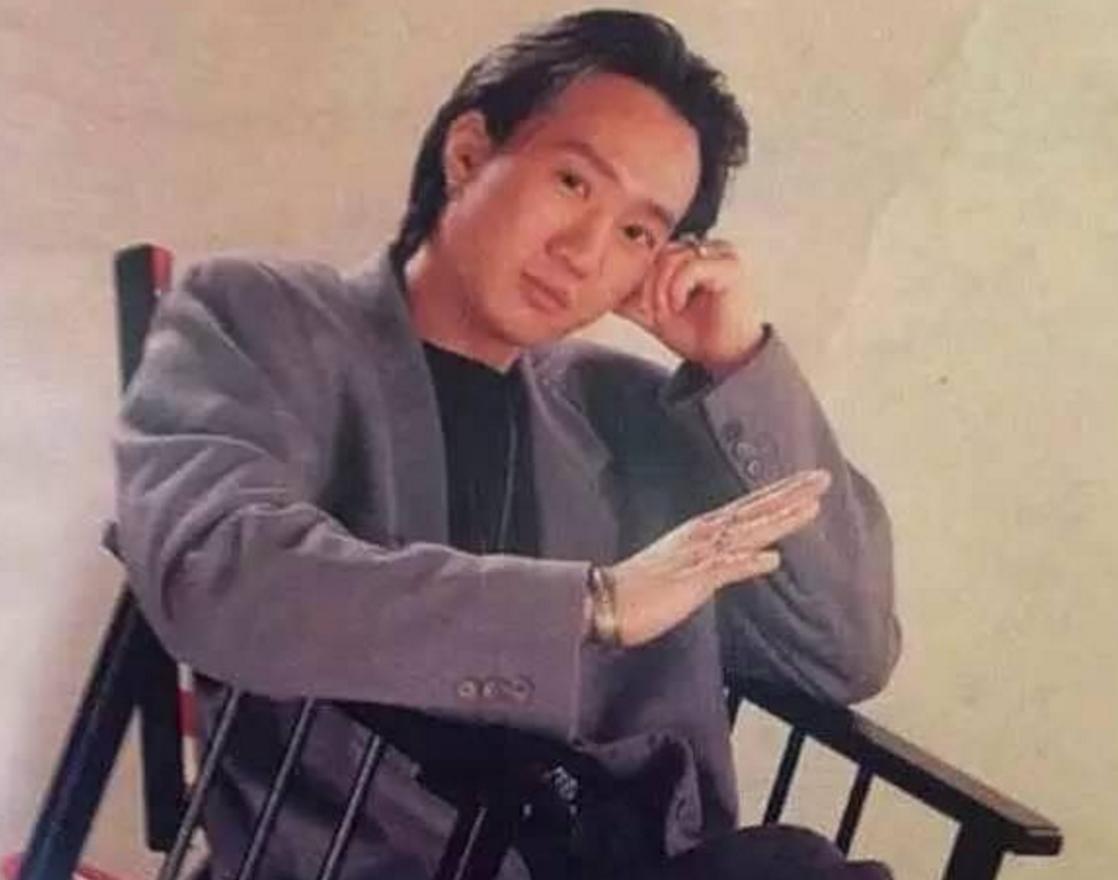 黄家驹早年情歌,黄家驹留给大家最经典的十首情歌