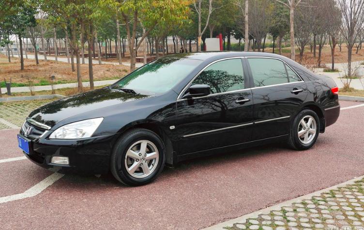 2005年的经典7代雅阁就是这么皮实耐用