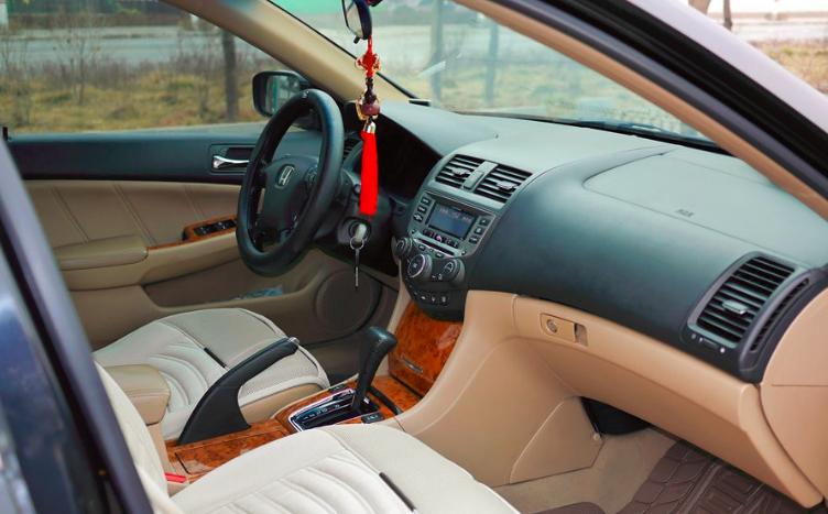 2005年的经典7代雅阁就是这么皮实耐用