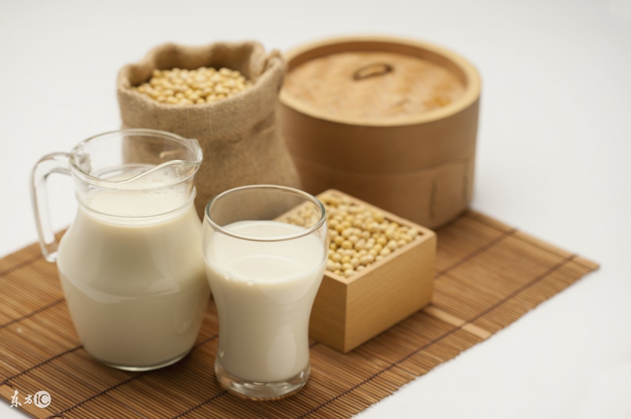 老年人能用豆浆代替牛奶吗,老年人喝豆浆牛奶奶粉哪个最好