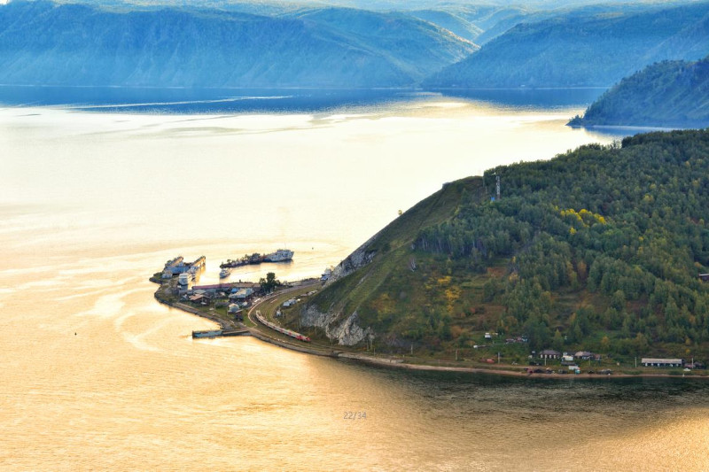 旅游景点贝尔加湖,如梦似幻的旅行