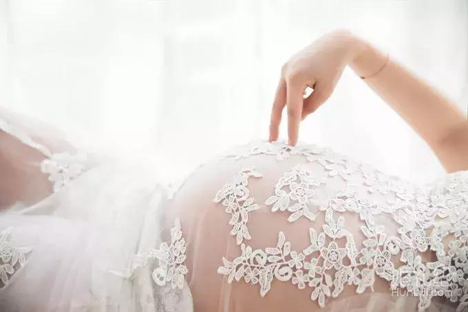 霍思燕怀孕抹什么油防止妊娠纹,霍思燕的妊娠纹怎么样去掉的