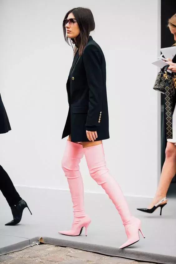 靴子怎么穿显腿长,靴子怎么穿显腿长一点