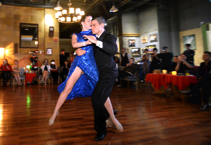 探戈舞世界大师来渝,探戈大师的经典探戈舞