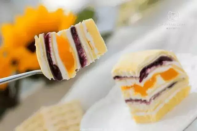 批评一下这种蛋糕,下手这么重!材料不要钱么