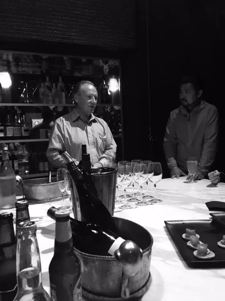 他们有钱，会玩，没有中产焦虑