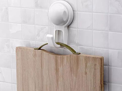 吸盘挂钩太牢固怎么拿下来,吸盘挂钩总往下掉一招让它变牢固