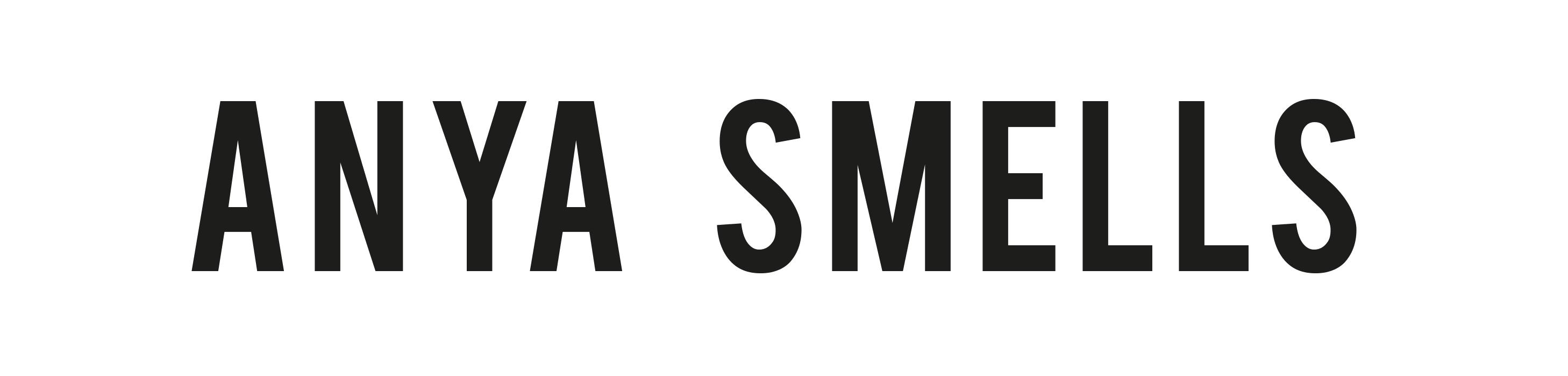 蕾哈娜惊艳彩妆,蕾哈娜复出口红