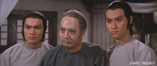 13岁习武，跑了三十多年龙套，如今在美国被金发女郎献吻演主角