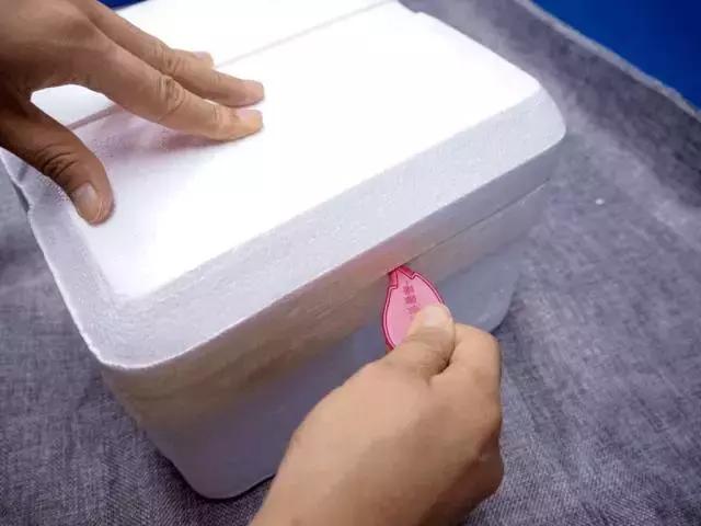 批评一下这种蛋糕,下手这么重!材料不要钱么