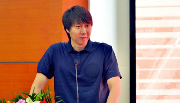 李铁在武汉卓尔,武汉卓尔李铁