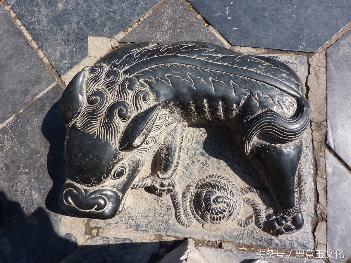 翡翠貔貅的正确佩戴方法,开光貔貅佩戴真的有效果么