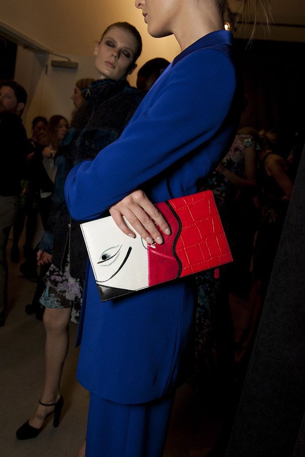 好品味都是金钱堆出来的,奢侈是钱堆出来的品味