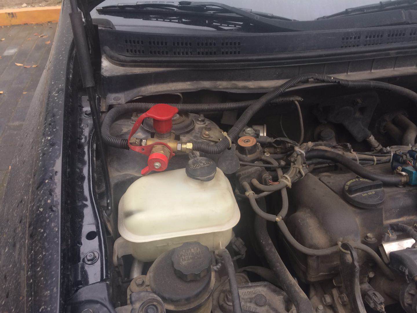 1万元二手现代悦动,2.5万多的二手车手动