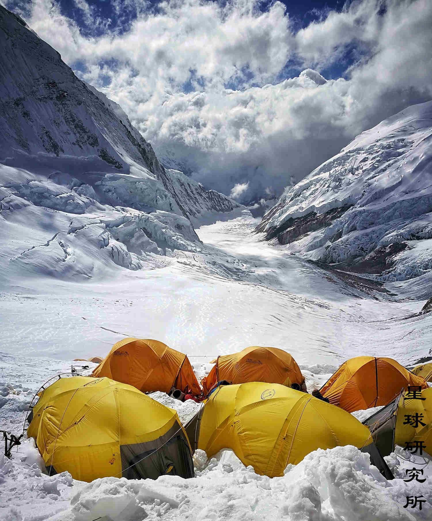 海拔不断的升高,海拔高度一直上升