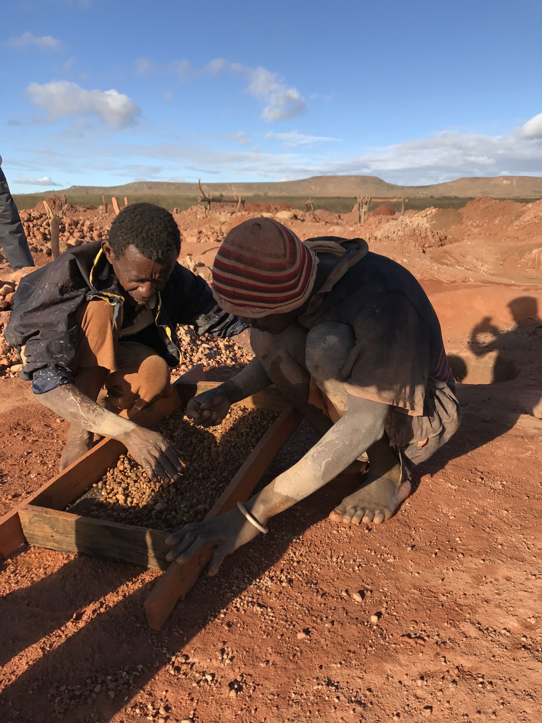 去斯里兰卡买蓝宝石注意事项,怎么看斯里兰卡蓝宝石