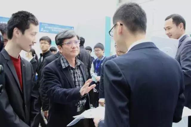 从200多万大学生中脱颖而出,浙大学子在十五届“挑战杯”国赛中再创辉煌!