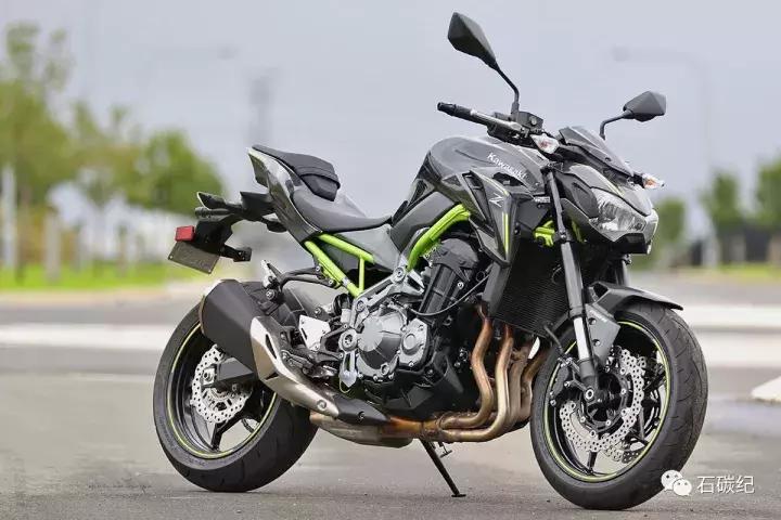 川崎z900和z900rs发动机,川崎z900与z1000的对比