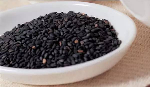 睡前简单六步瘦腿燃脂消灭小肚子,吃什么瘦腿上的脂肪