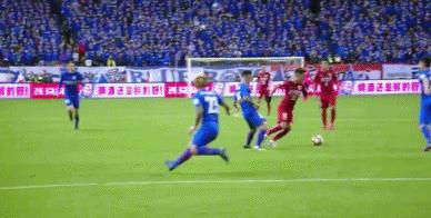 申花足球震撼场面超燃观众席,申花新星惊艳全场