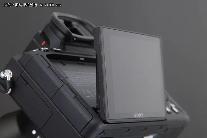 索尼a7r3使用外置闪光灯,索尼全画幅微单a7r3