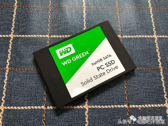 西部数据sata3.0绿盘256g,西部数据m.2nvme500g固态硬盘对比