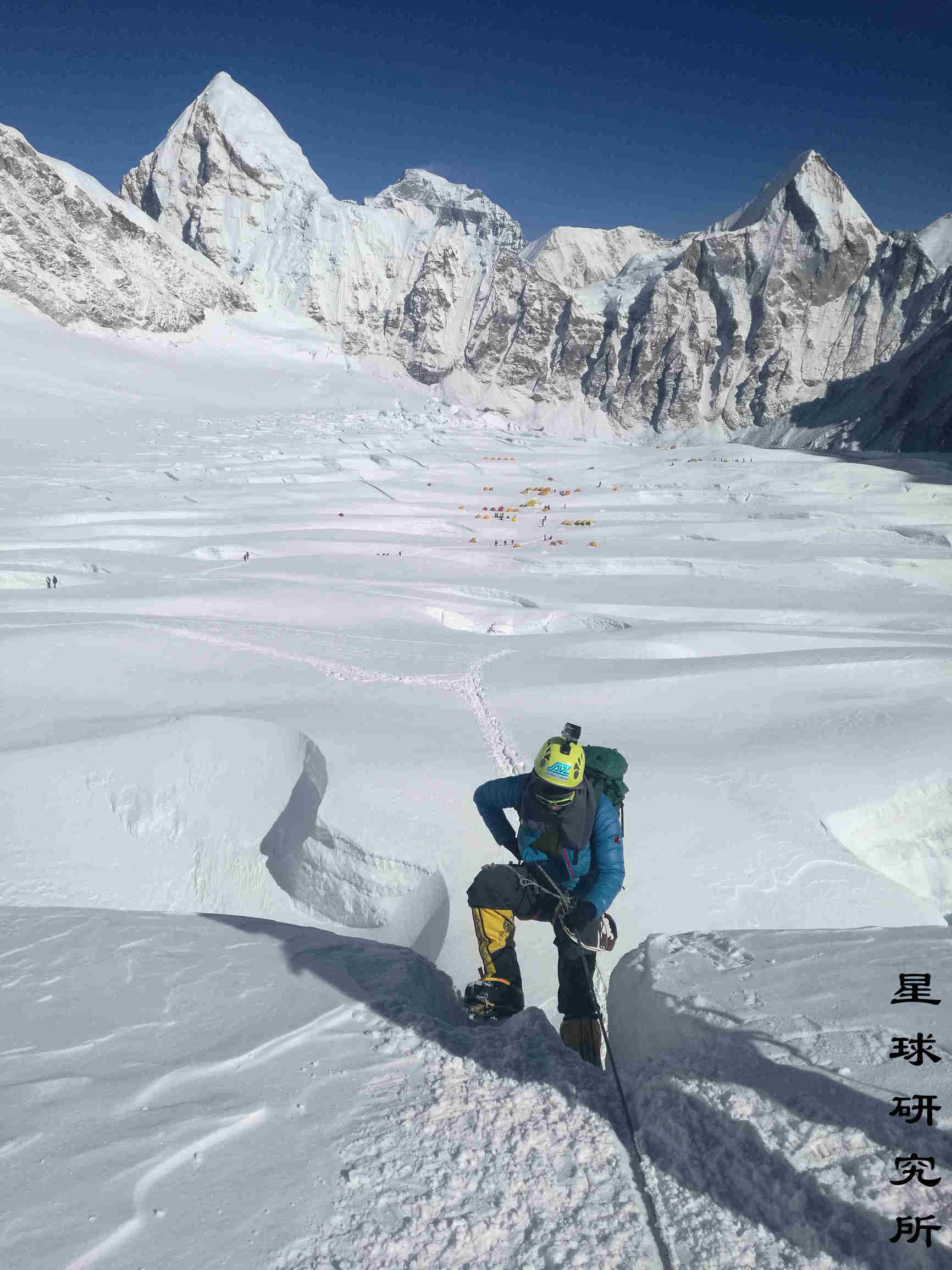 海拔不断的升高,海拔高度一直上升